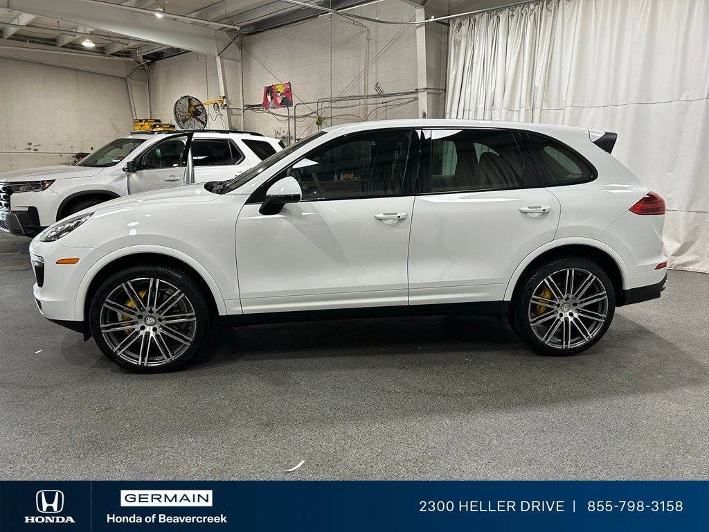 2017 Porsche Cayenne Base
