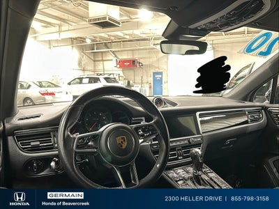 2020 Porsche Macan Base