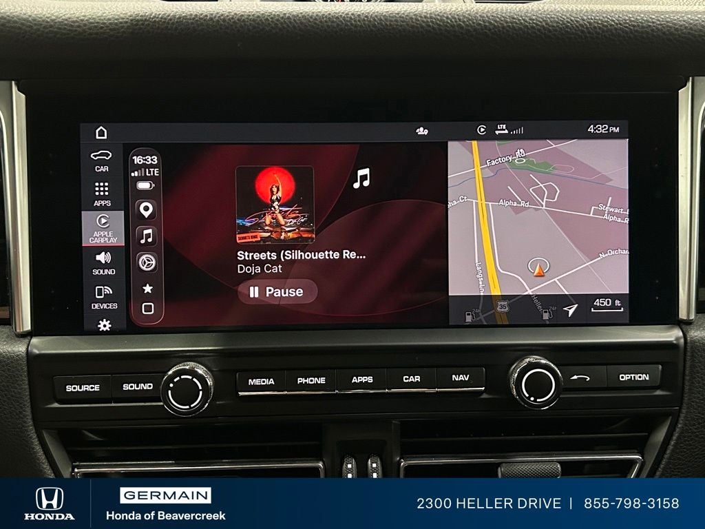2020 Porsche Macan Base