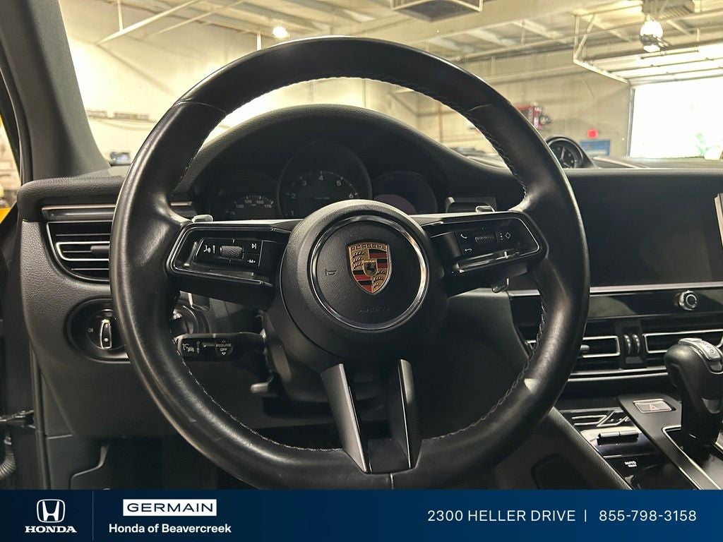 2022 Porsche Macan Base