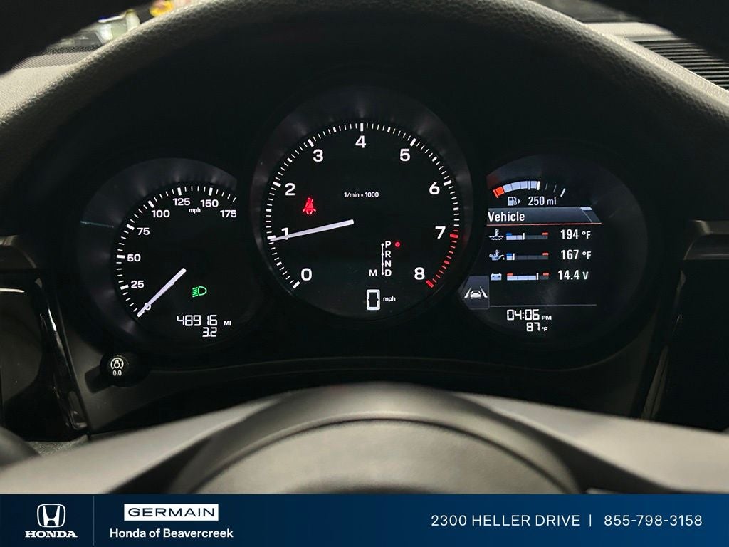 2022 Porsche Macan Base