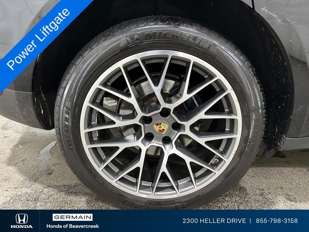 2018 Porsche Macan Sport Edition