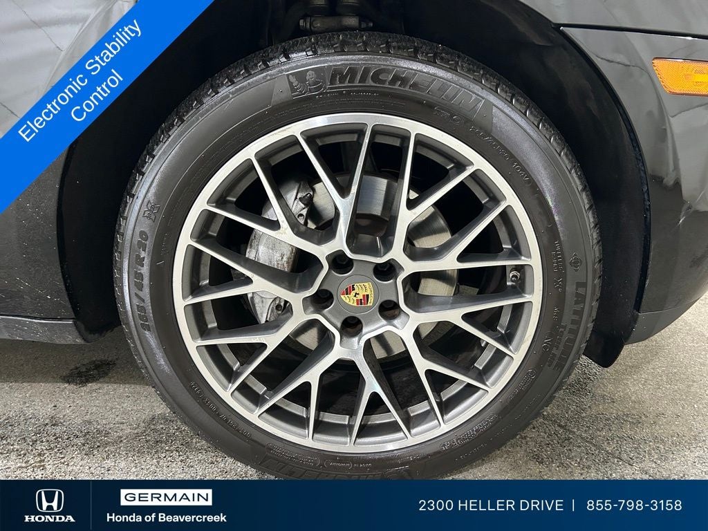 2018 Porsche Macan Sport Edition