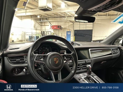 2021 Porsche Macan Base