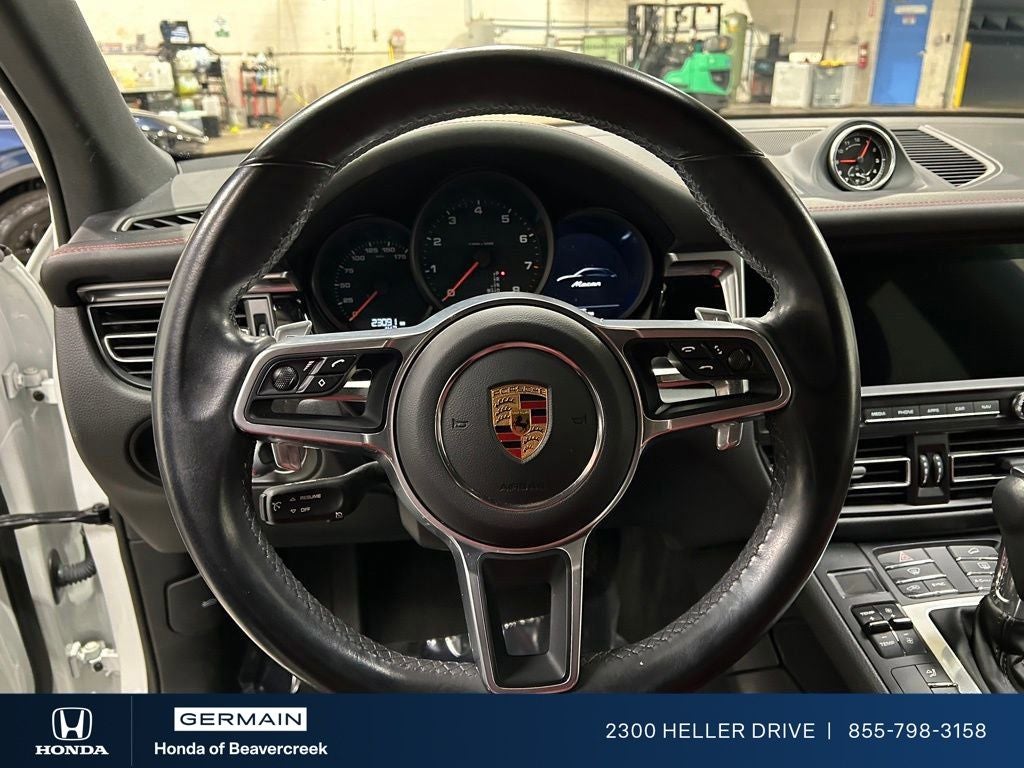 2021 Porsche Macan Base