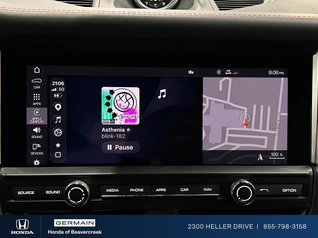 2021 Porsche Macan Base