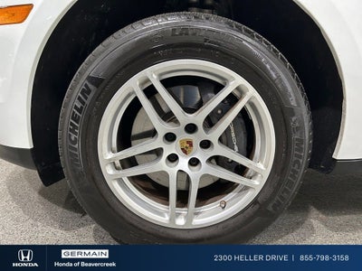 2021 Porsche Macan Base