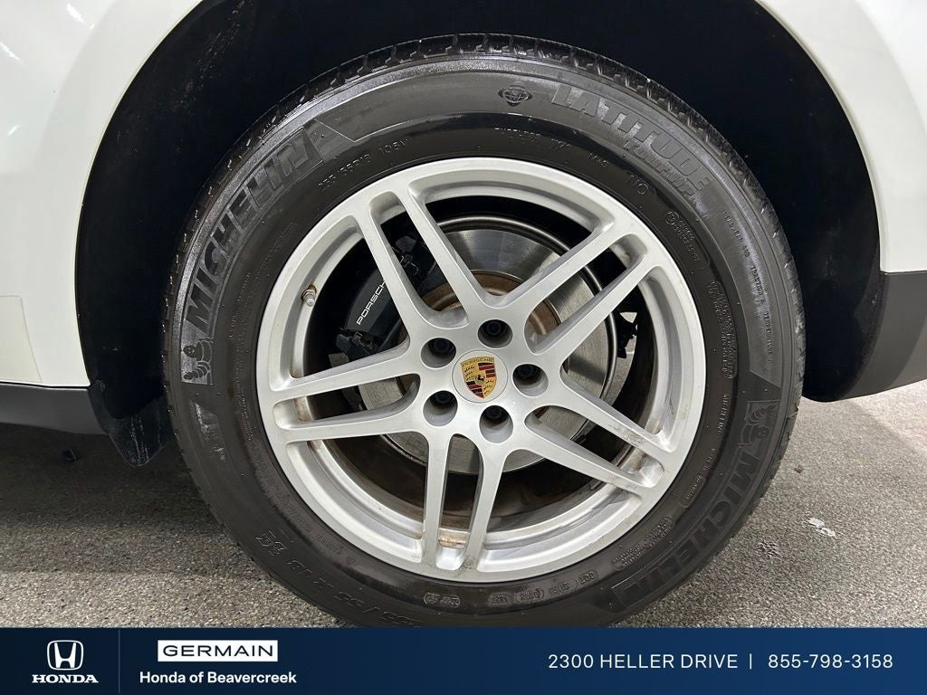 2021 Porsche Macan Base