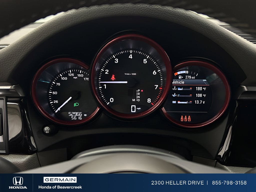 2022 Porsche Macan Base