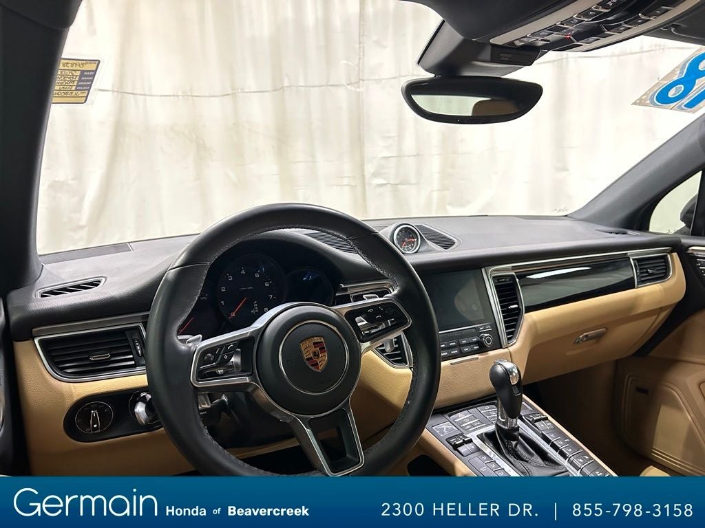 2018 Porsche Macan Base