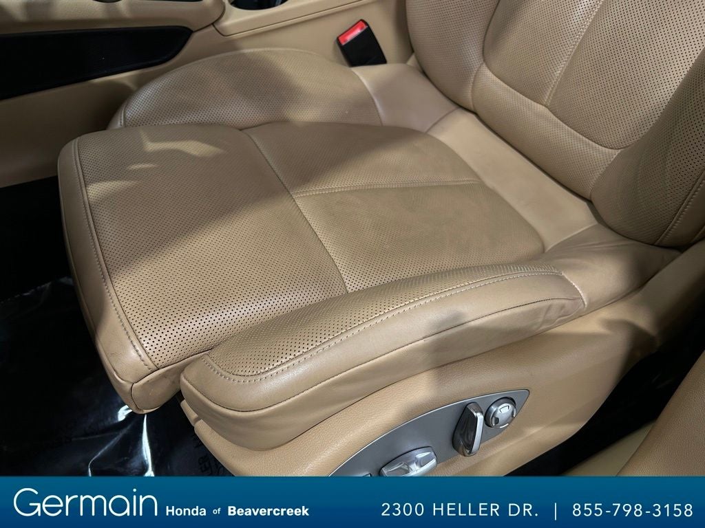 2018 Porsche Macan Base