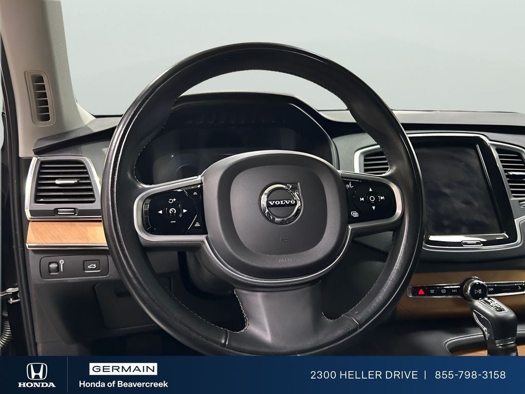 2021 Volvo XC90 T6 Momentum