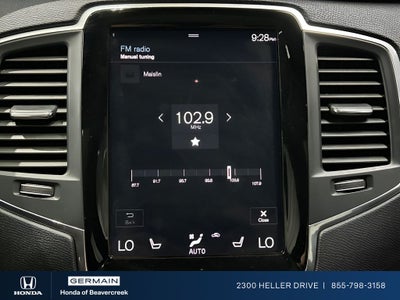 2021 Volvo XC90 T6 Momentum