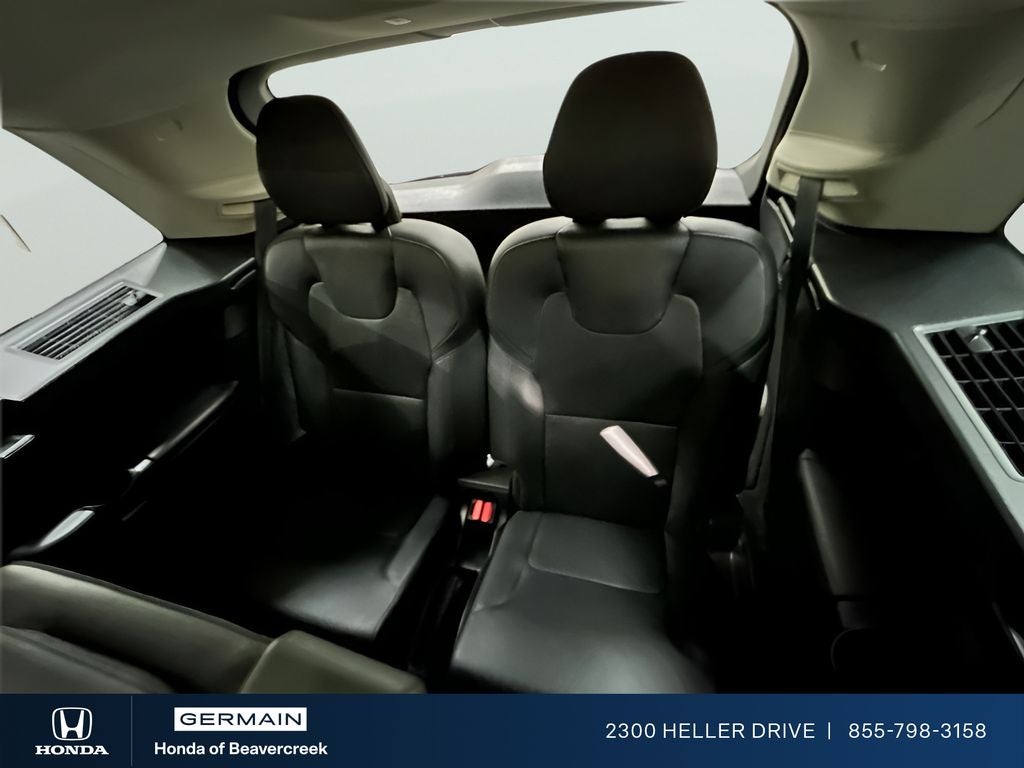 2021 Volvo XC90 T6 Momentum