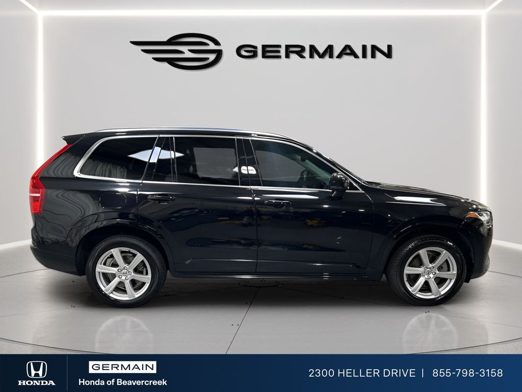 2021 Volvo XC90 T6 Momentum
