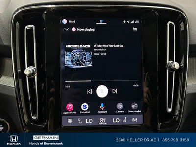2023 Volvo XC40 Ultimate