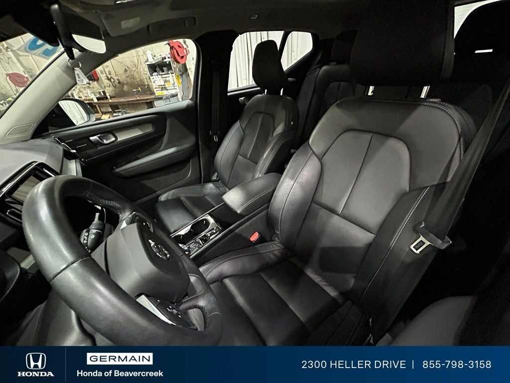 2023 Volvo XC40 Ultimate