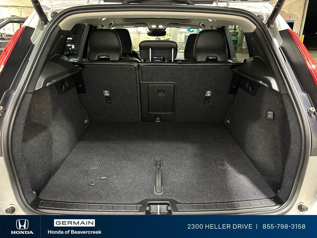 2023 Volvo XC40 Ultimate