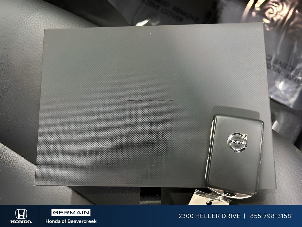 2022 Volvo XC60 B5 Momentum