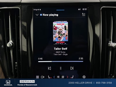 2022 Volvo XC60 B5 Momentum