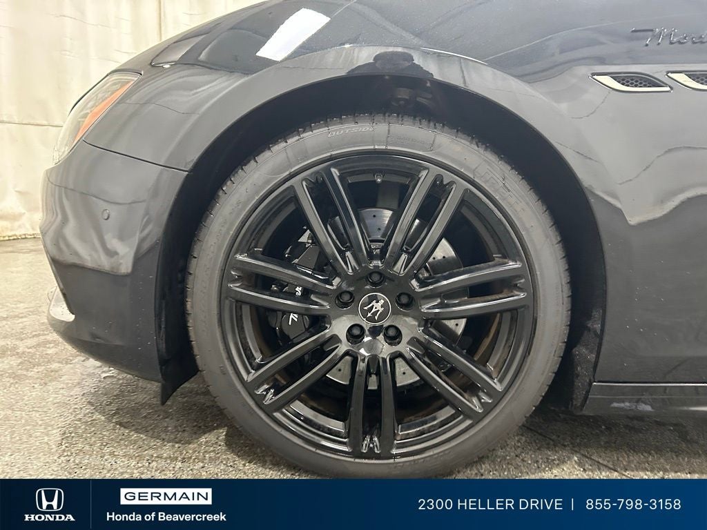 2022 Maserati Ghibli Modena Q4