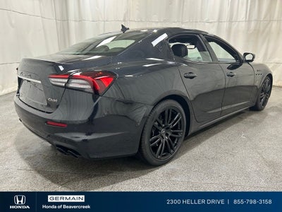 2022 Maserati Ghibli Modena Q4