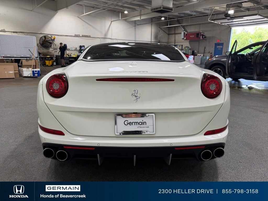 2016 Ferrari California T