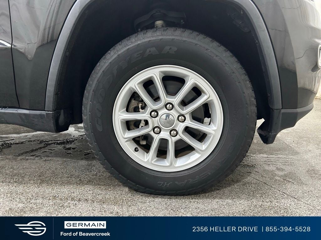 2020 Jeep Grand Cherokee Laredo