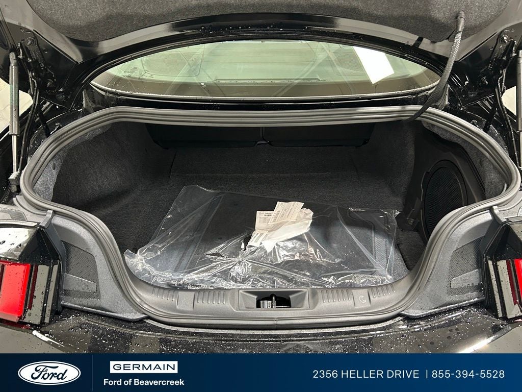 2025 Ford Mustang Dark Horse