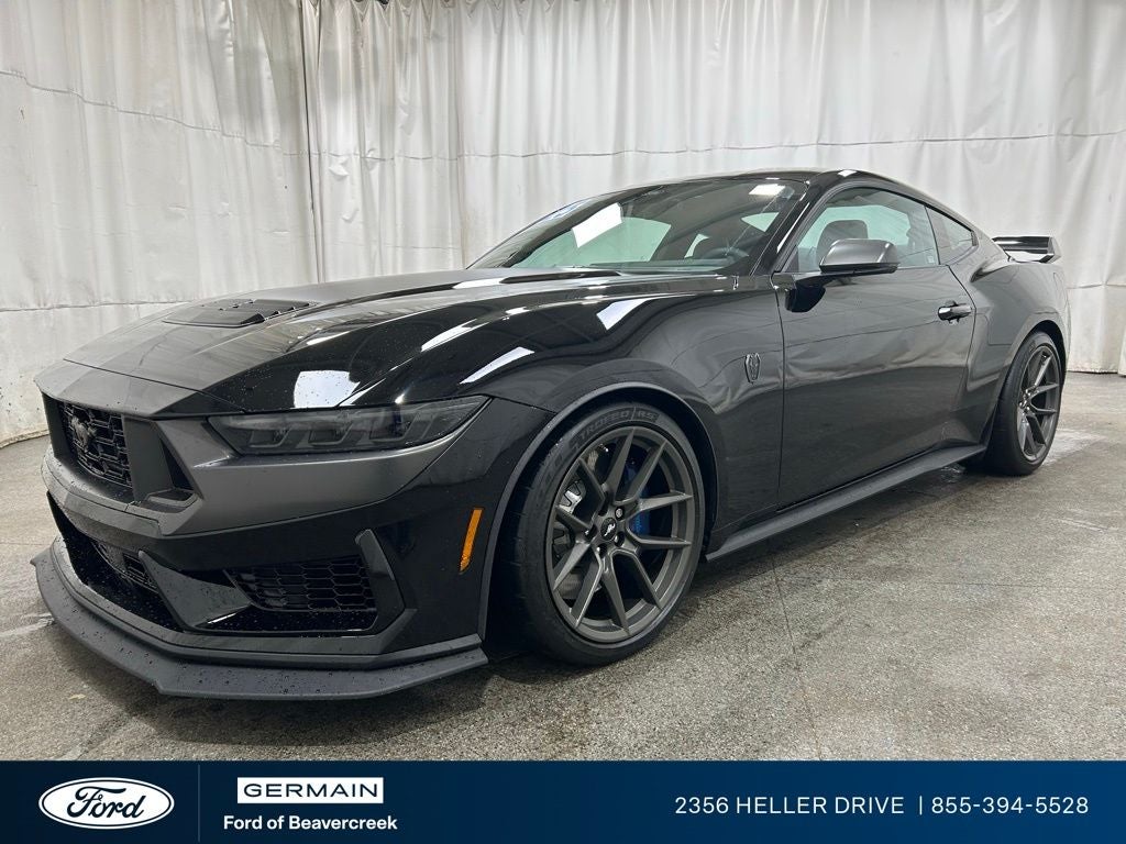 2025 Ford Mustang Dark Horse