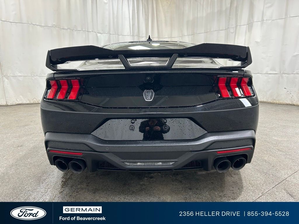 2025 Ford Mustang Dark Horse