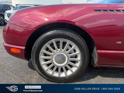 2004 Ford Thunderbird Base