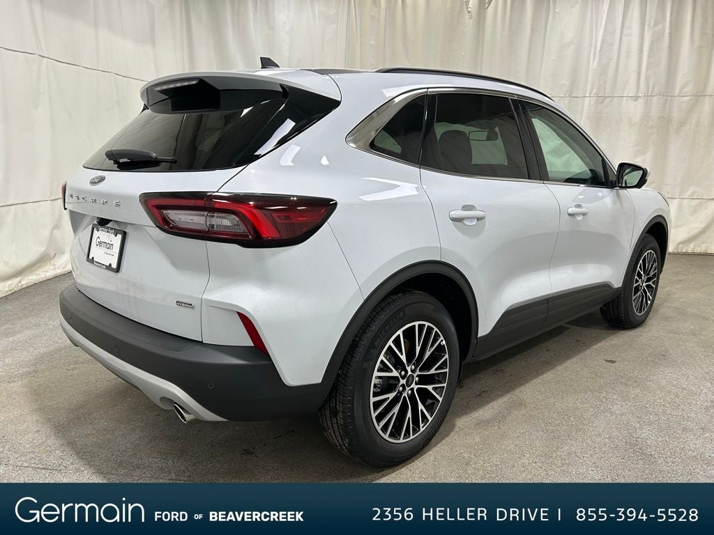 2025 Ford Escape Plug-In Hybrid Base