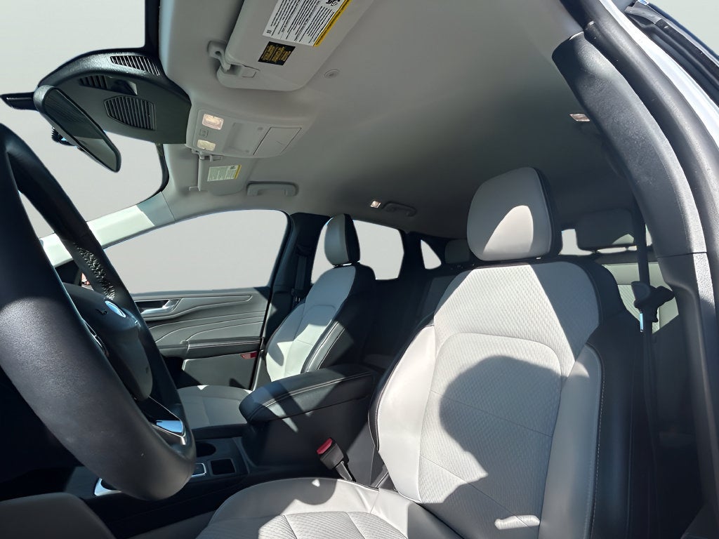2025 Ford Escape Plug-In Hybrid Base