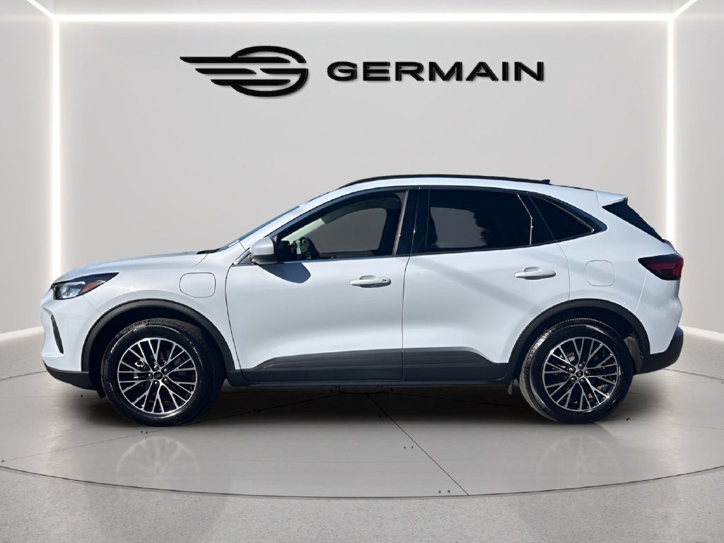 2025 Ford Escape Plug-In Hybrid Base