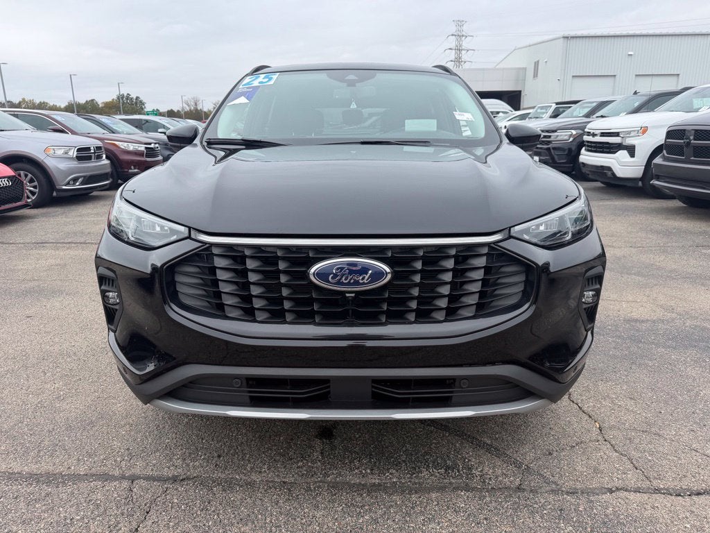 2025 Ford Escape Plug-In Hybrid Base