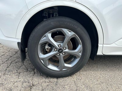 2024 Ford Escape Hybrid ST-Line