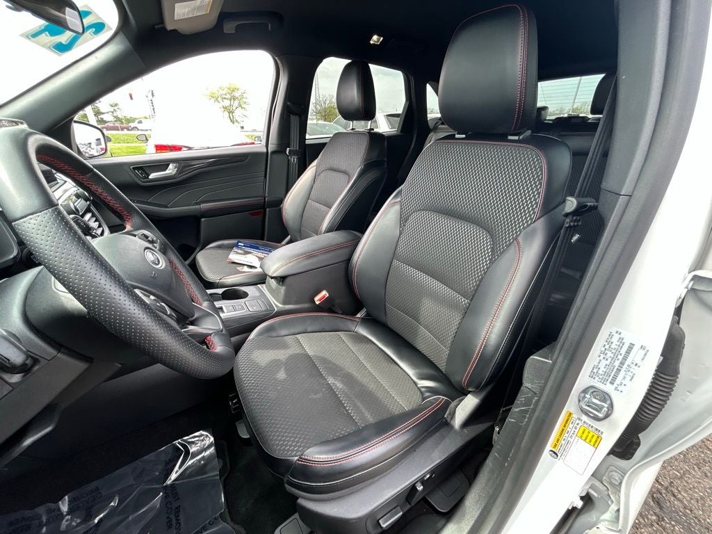 2024 Ford Escape Hybrid ST-Line