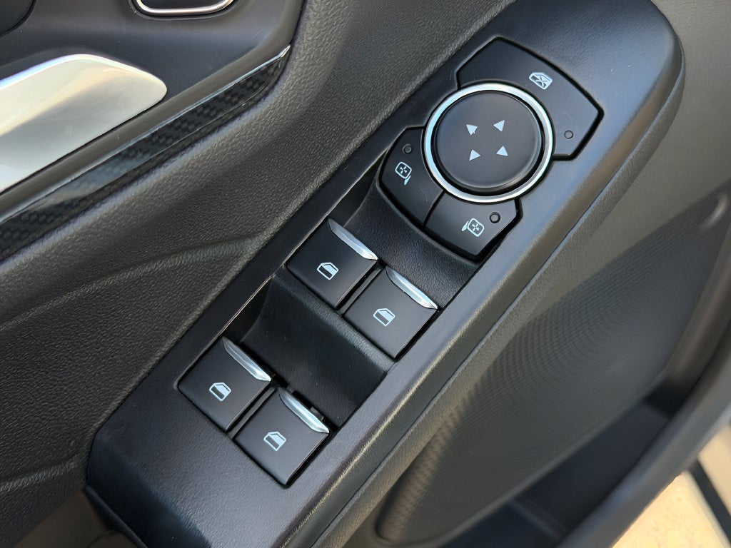 2025 Ford Escape Hybrid ST-Line
