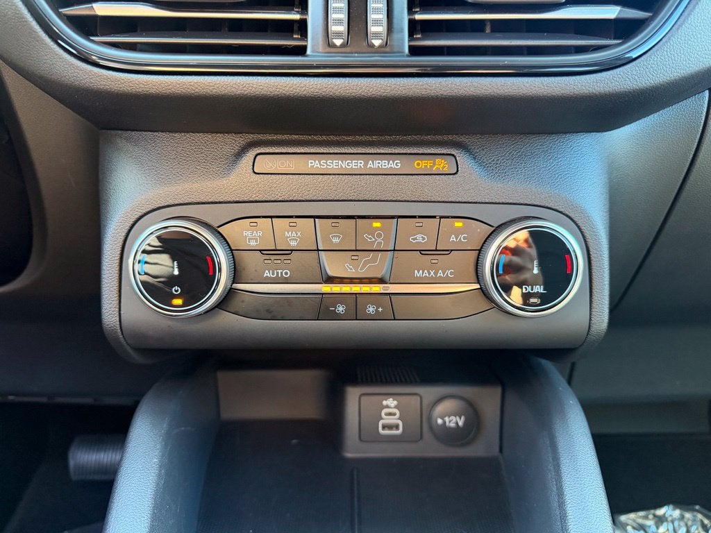 2025 Ford Escape Hybrid ST-Line