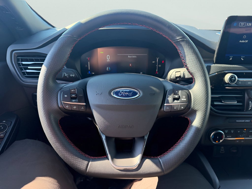 2025 Ford Escape Hybrid ST-Line