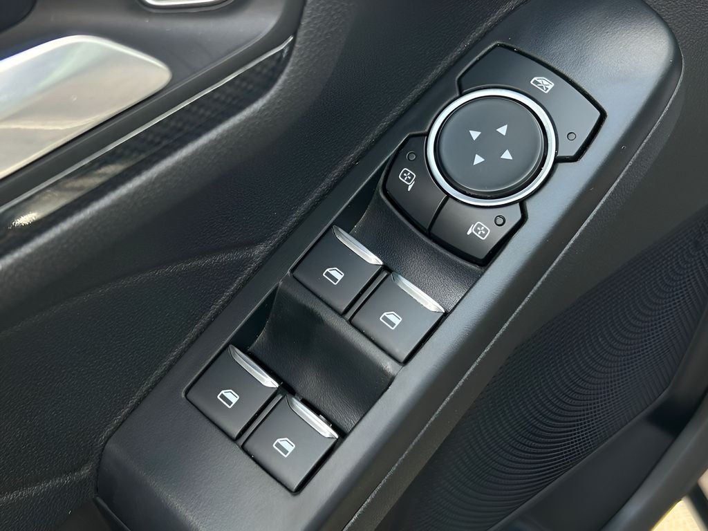 2025 Ford Escape Hybrid ST-Line