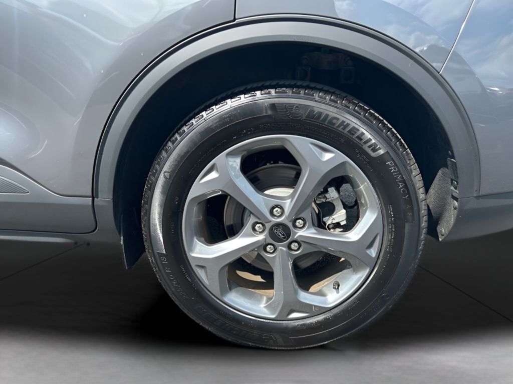 2025 Ford Escape Hybrid ST-Line