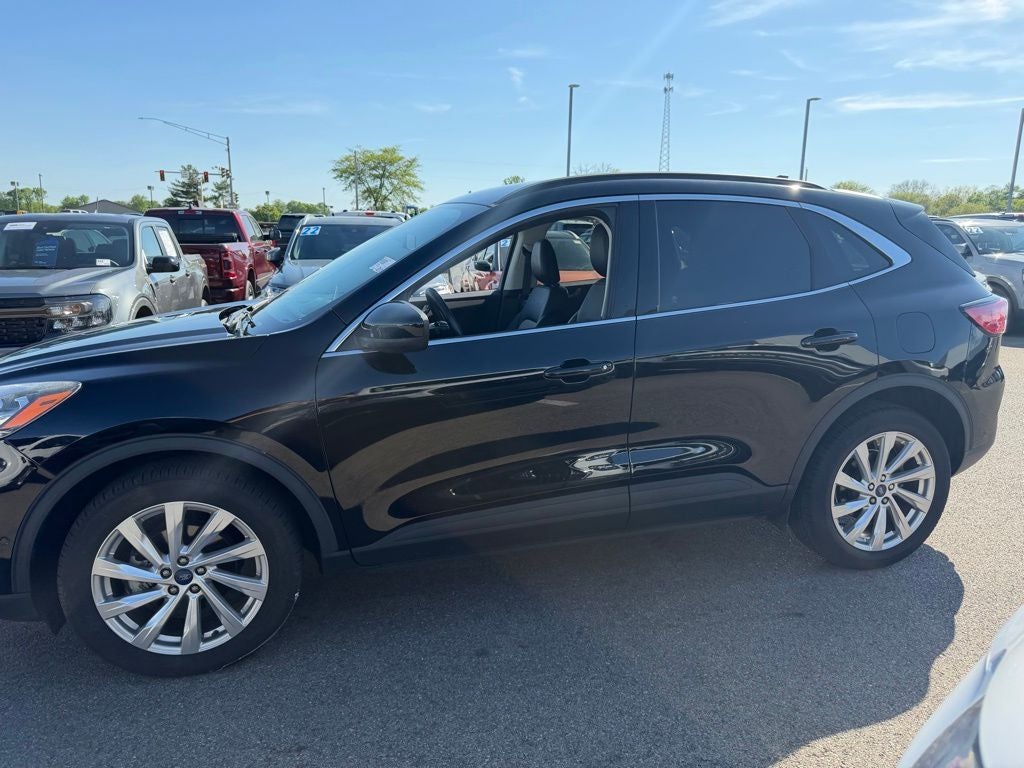 2022 Ford Escape Titanium