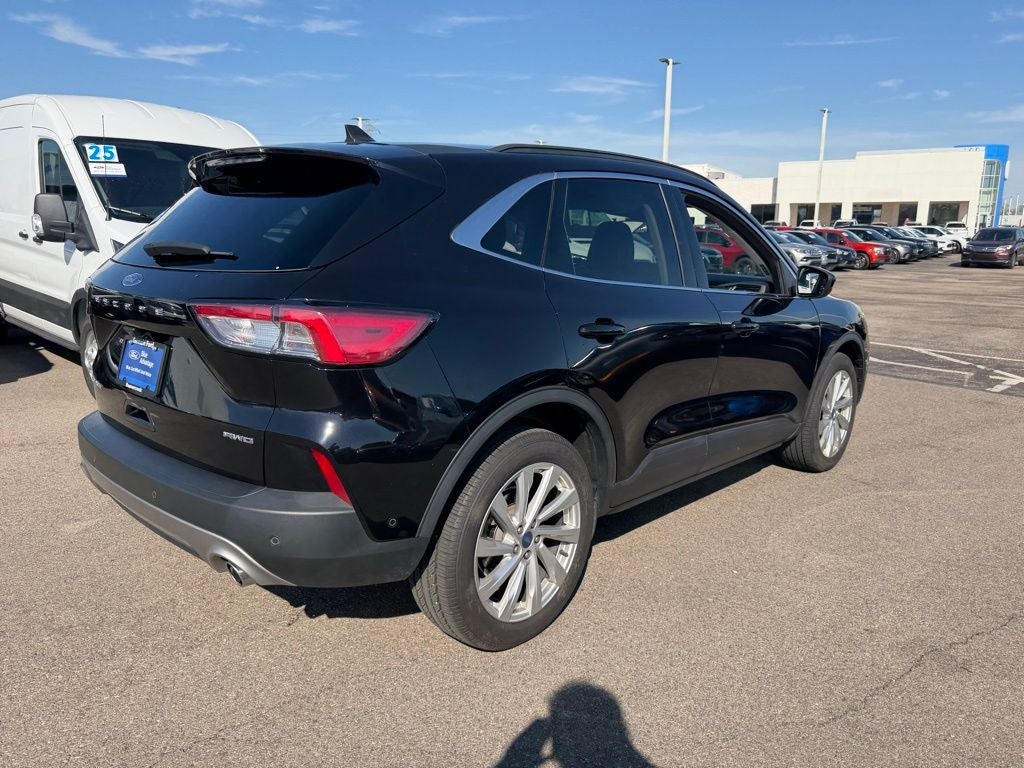 2022 Ford Escape Titanium