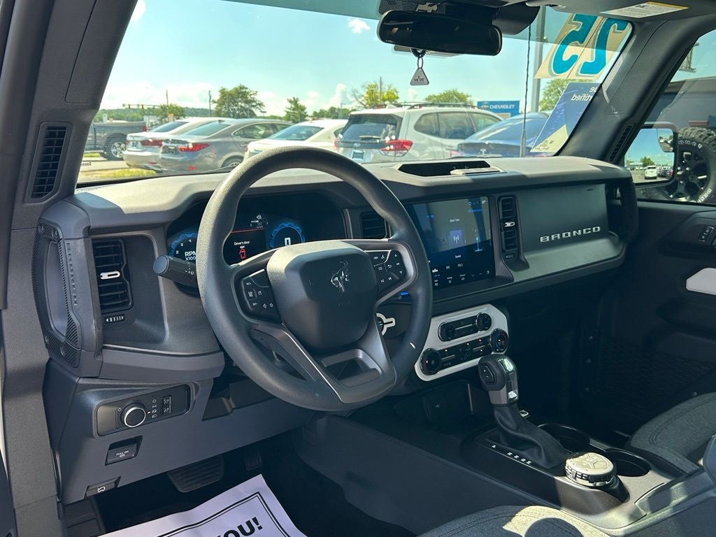 2025 Ford Bronco Base