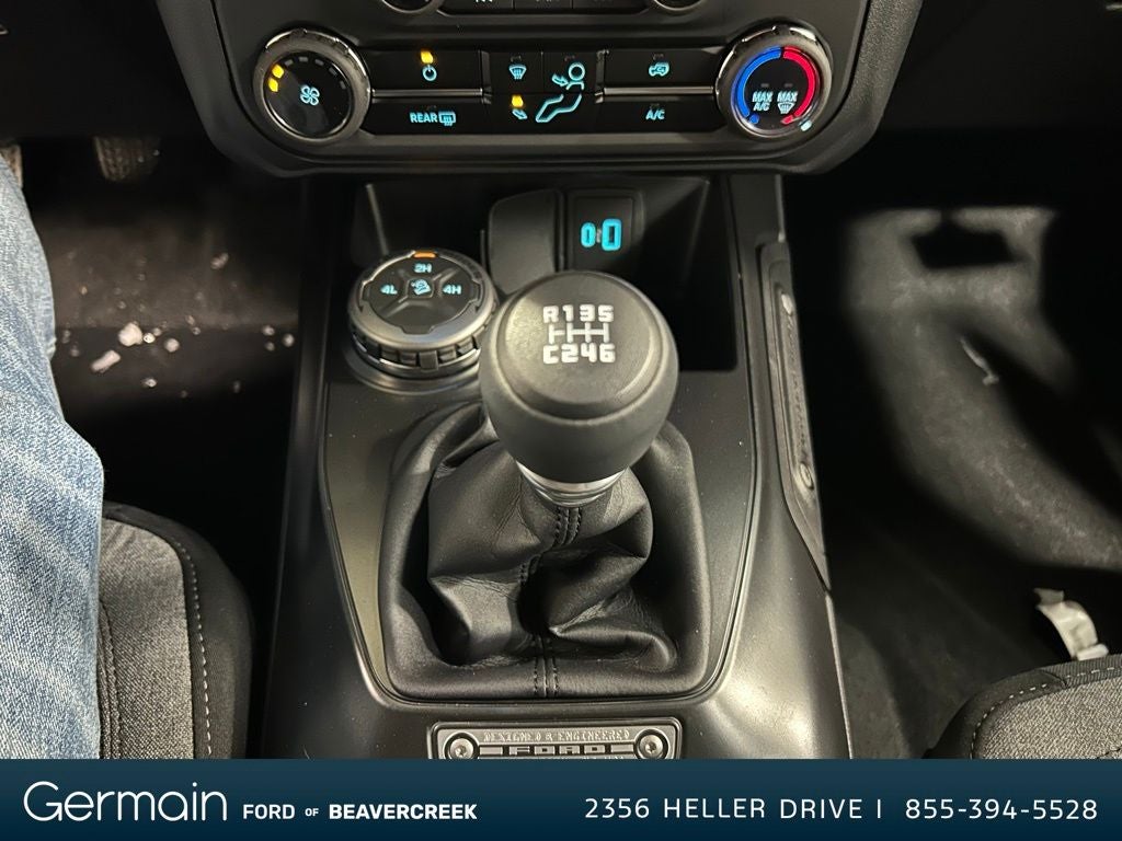 2025 Ford Bronco Base