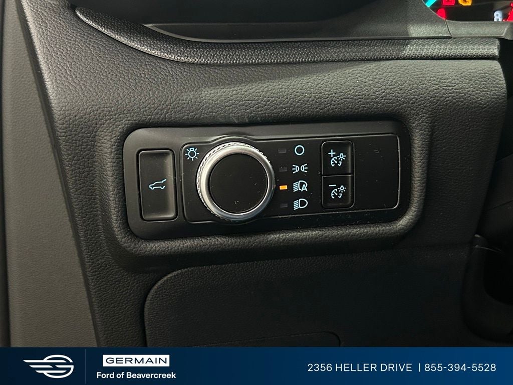 2023 Ford Explorer Base