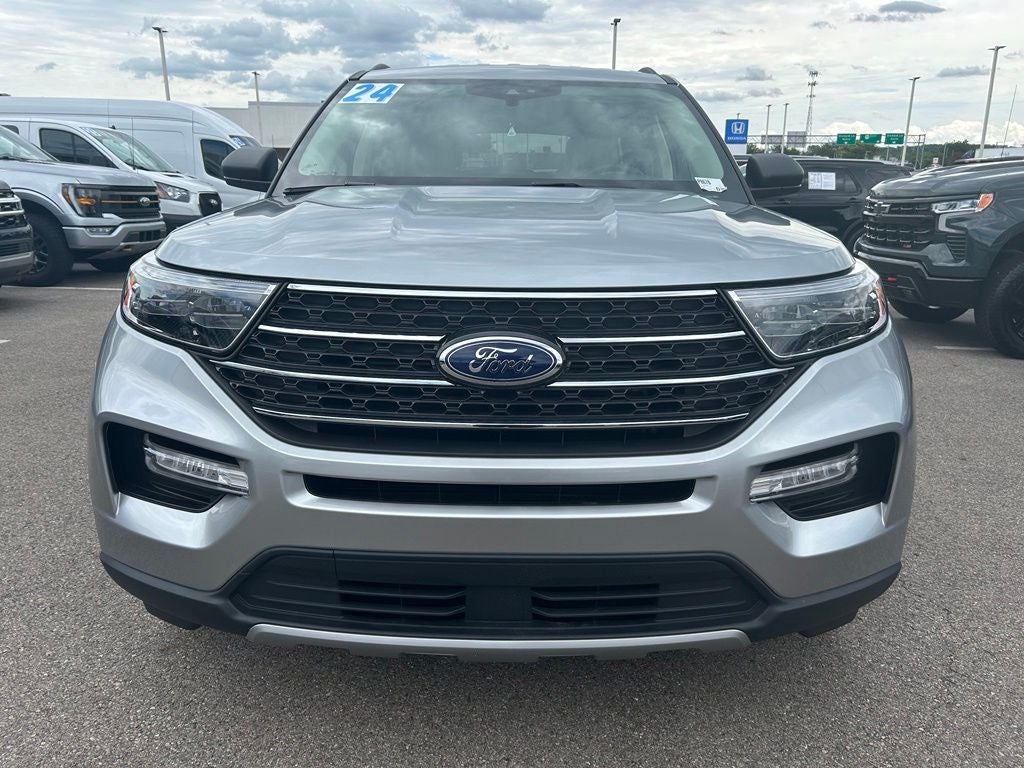 2024 Ford Explorer XLT