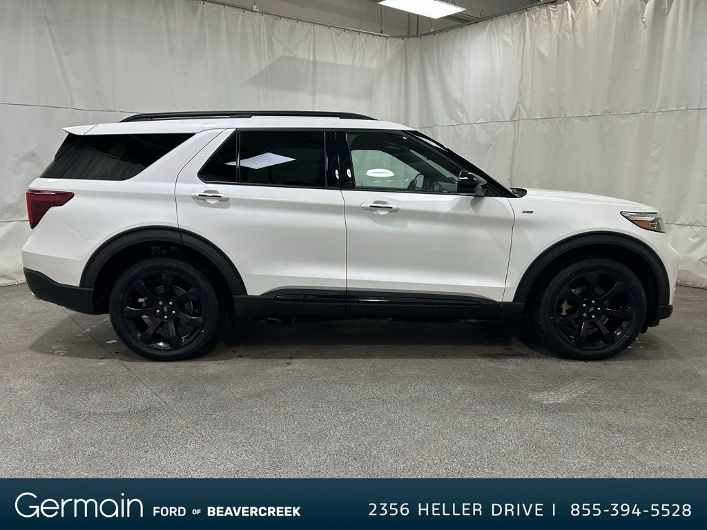 2023 Ford Explorer ST-Line